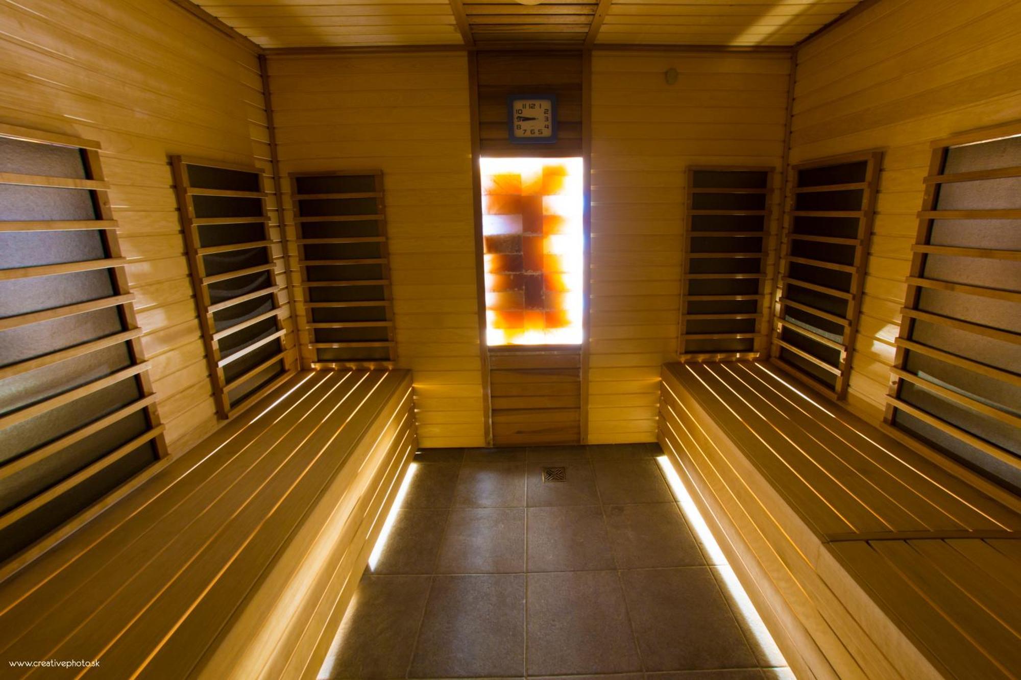 Wellness & Spa Hotel Certov Exteriör bild